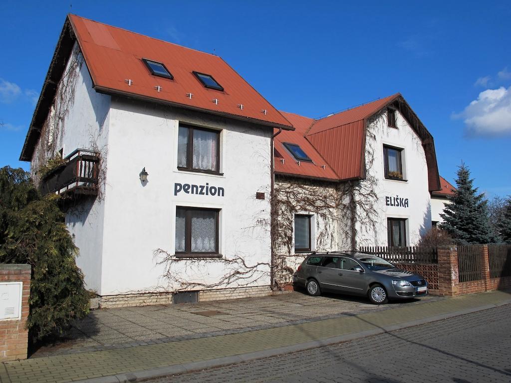 Penzion Eliska Прага Экстерьер фото